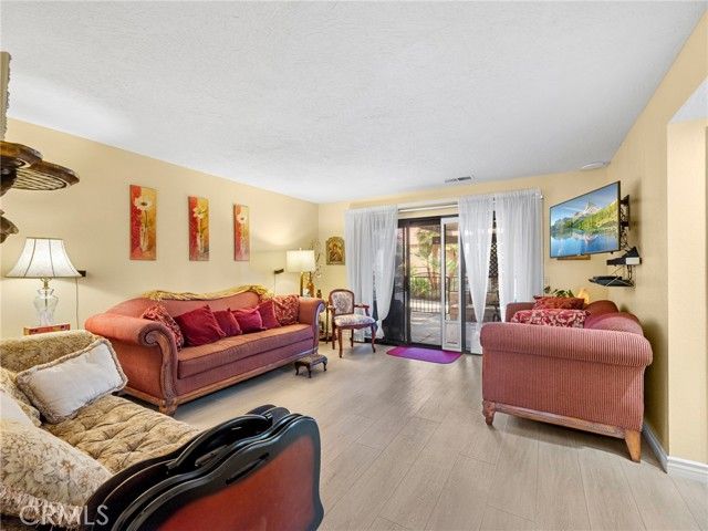 19103 Frances, Apple Valley, CA 92308