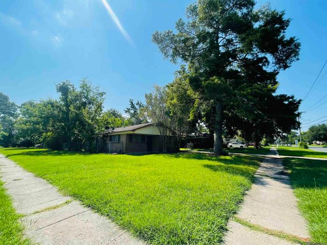 6444 Silverleaf Ave, Baton Rouge, LA 70812