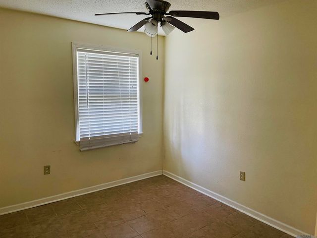 6444 Silverleaf Ave, Baton Rouge, LA 70812