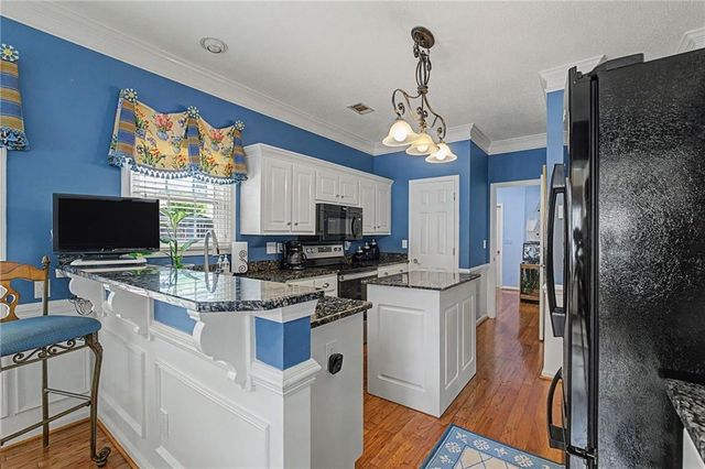 4045 Cherry Ridge Walk, Suwanee, GA 30024