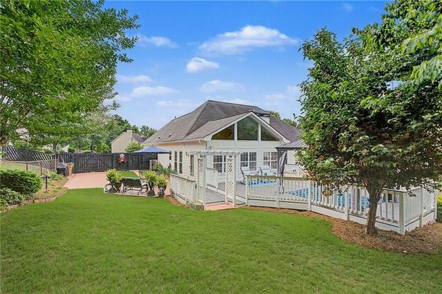 4045 Cherry Ridge Walk, Suwanee, GA 30024