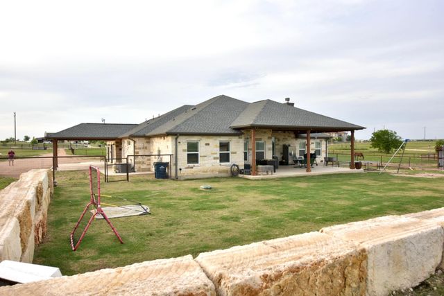 1020 County Road 149, Georgetown, TX 78626