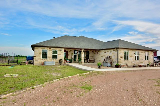 1020 County Road 149, Georgetown, TX 78626