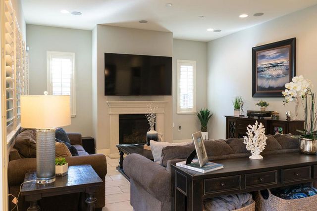 936 Jaguar Place, Gilroy, CA 95020