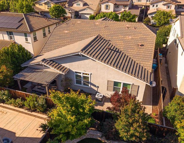 936 Jaguar Place, Gilroy, CA 95020