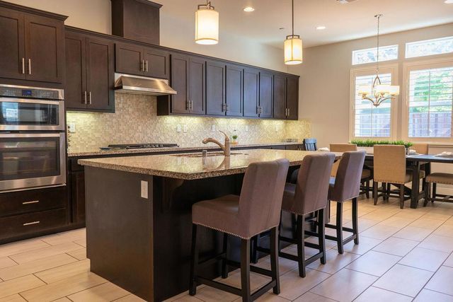 936 Jaguar Place, Gilroy, CA 95020