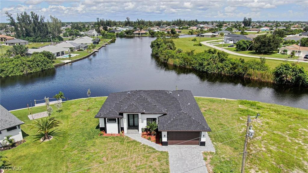 829 NW 29th AVE, Cape Coral, FL 33993
