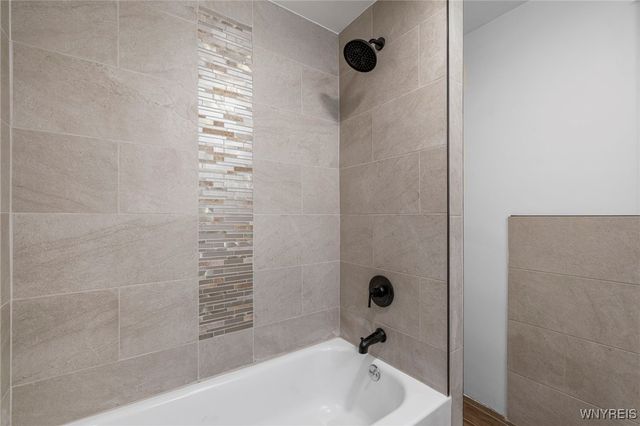 30 Goulding Avenue, Buffalo, NY 14208