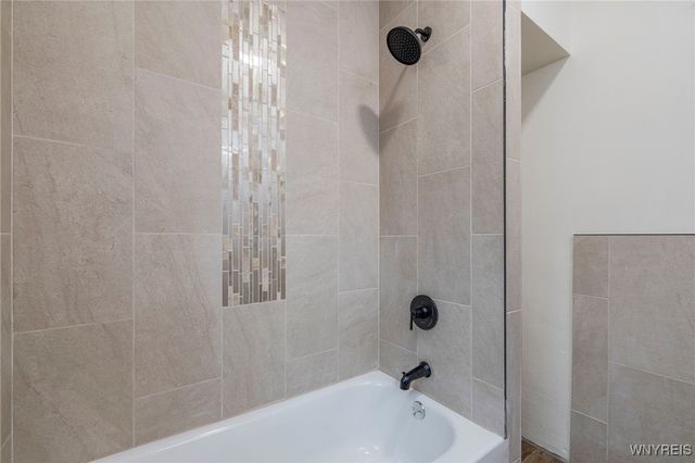 30 Goulding Avenue, Buffalo, NY 14208