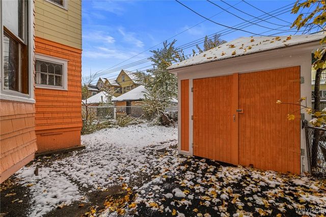 30 Goulding Avenue, Buffalo, NY 14208