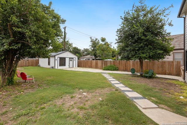 235 Furr Dr, San Antonio, TX 78201