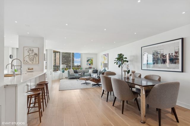 4170 N Marine Drive 23L, Chicago, IL 60613