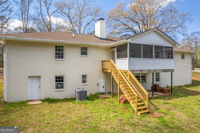 223 Richmond Street, Sandersville, GA 31082