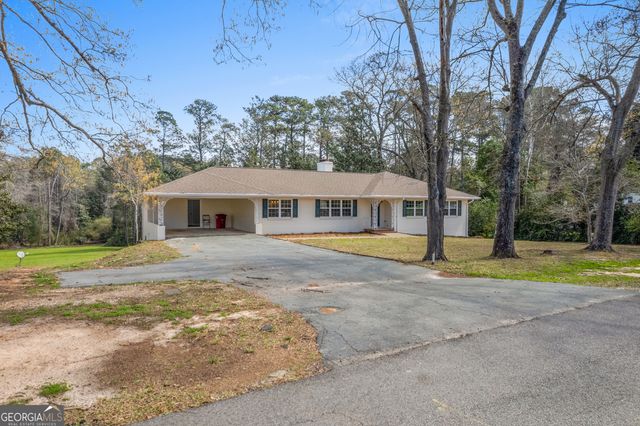 223 Richmond Street, Sandersville, GA 31082