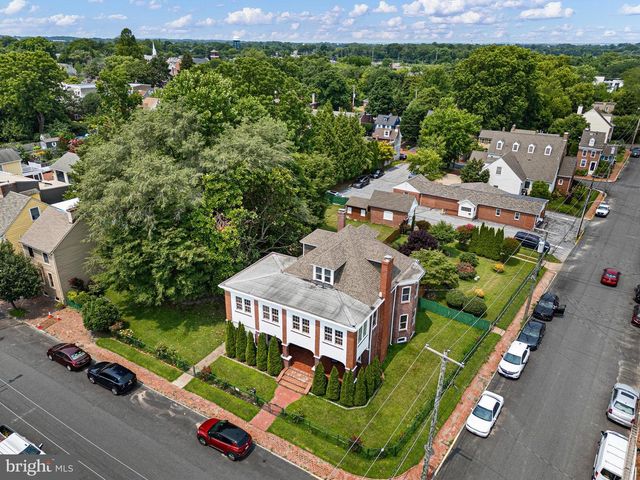 166 E 2ND, New Castle, DE 19720
