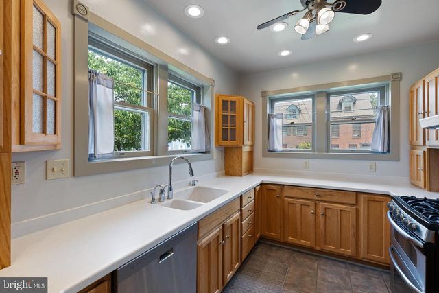 166 E 2ND, New Castle, DE 19720