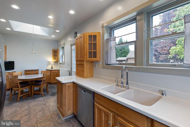 166 E 2ND, New Castle, DE 19720