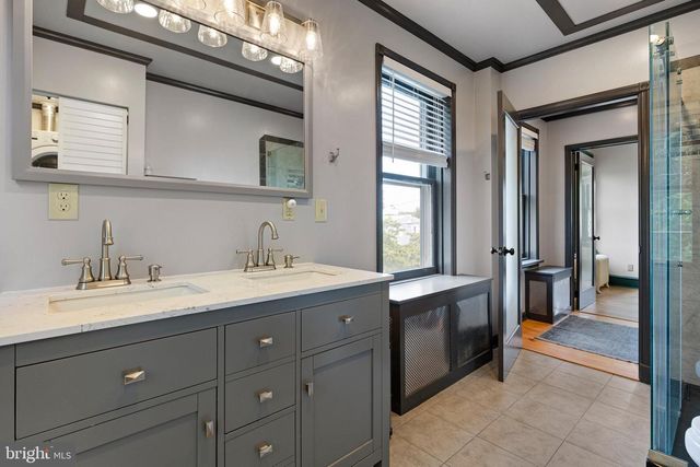 166 E 2ND, New Castle, DE 19720