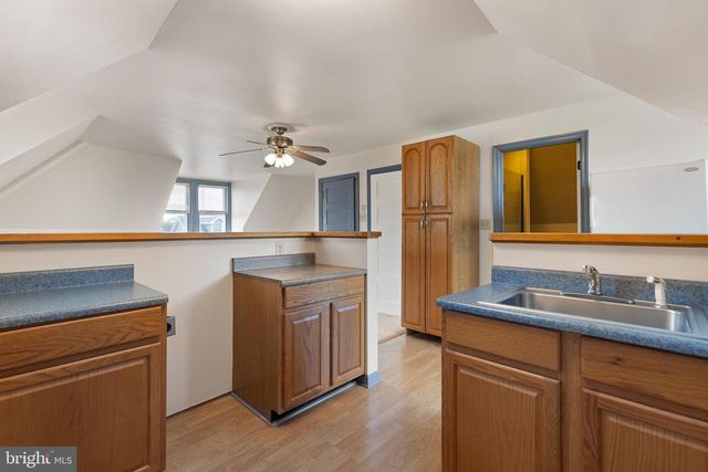166 E 2ND, New Castle, DE 19720