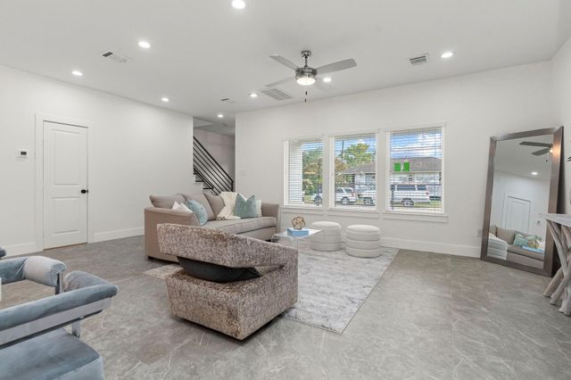 1515 Egypt Street, Houston, TX 77009