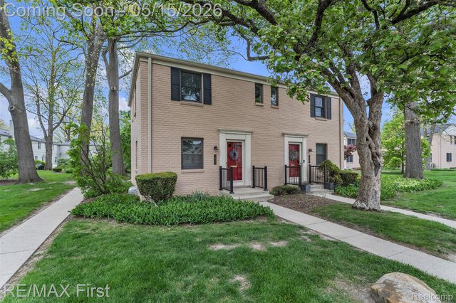 1921 Graefield Road, Birmingham, MI 48009