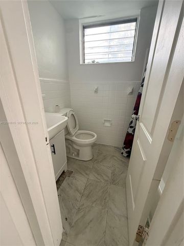 7000 NW 8th Avenue 3, Miami, FL 33150