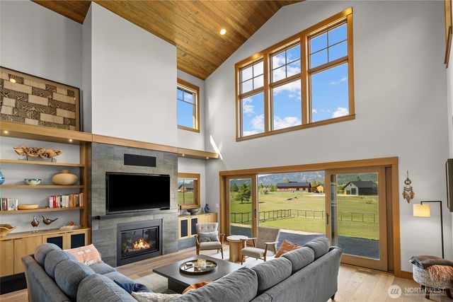 741 Horse Jump Drive, Cle Elum, WA 98922