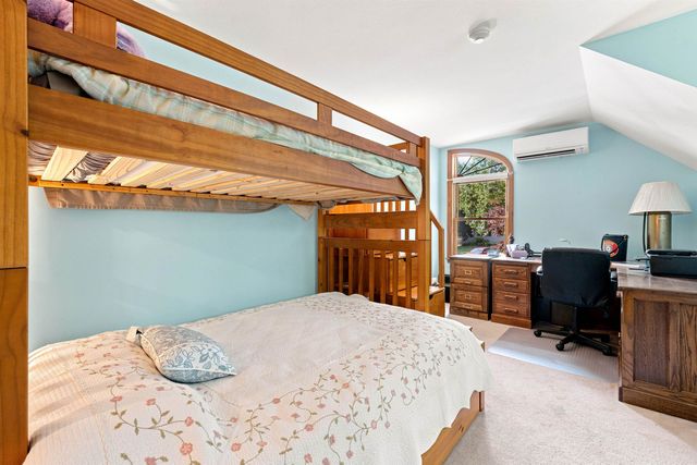 674 Elm St Unit 10, Laconia, NH 03246