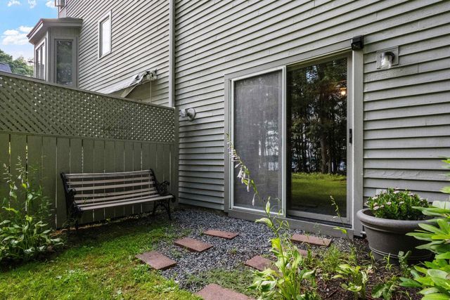 674 Elm St Unit 10, Laconia, NH 03246