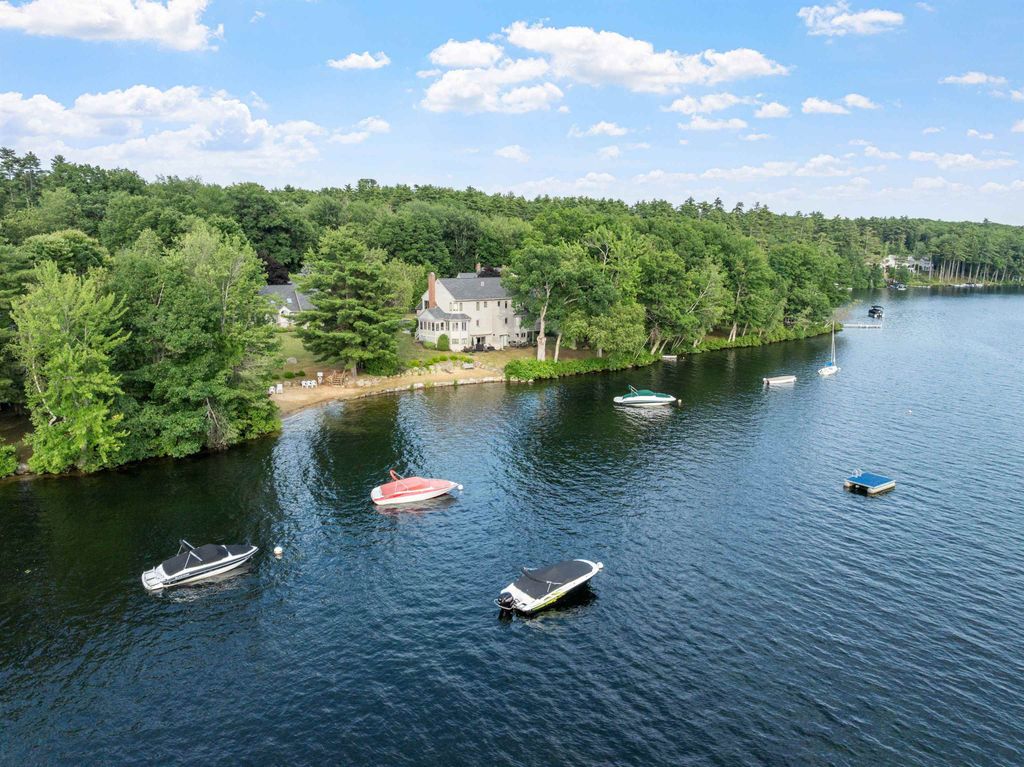 674 Elm St Unit 10, Laconia, NH 03246