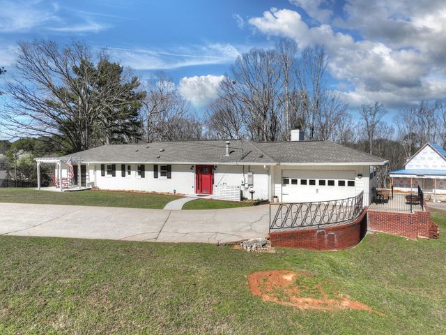 5383 Whitmire Drive, Gainesville, GA 30504