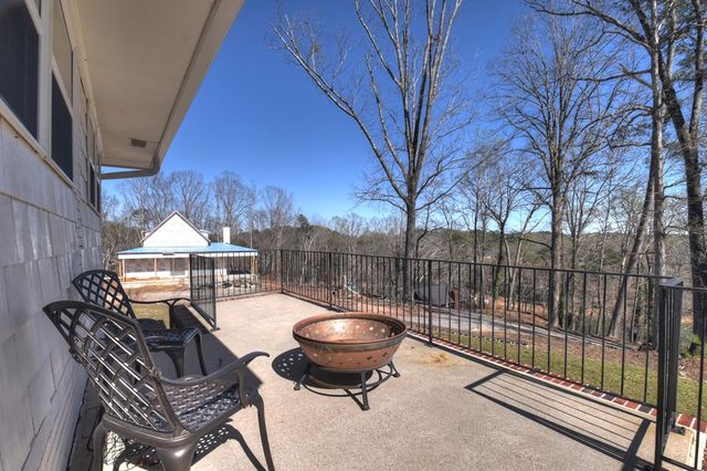 5383 Whitmire Drive, Gainesville, GA 30504