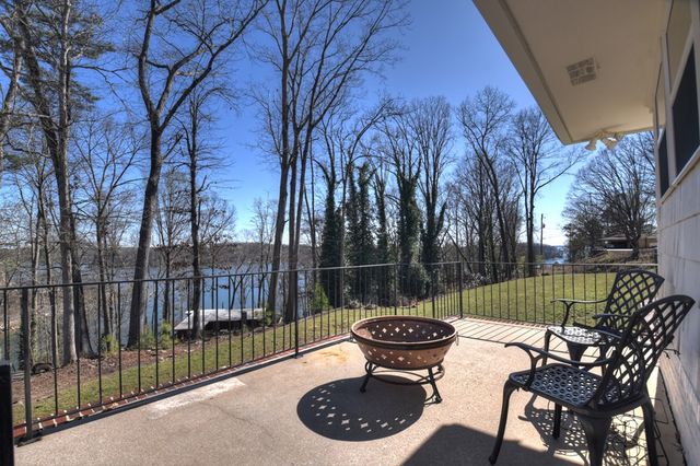 5383 Whitmire Drive, Gainesville, GA 30504