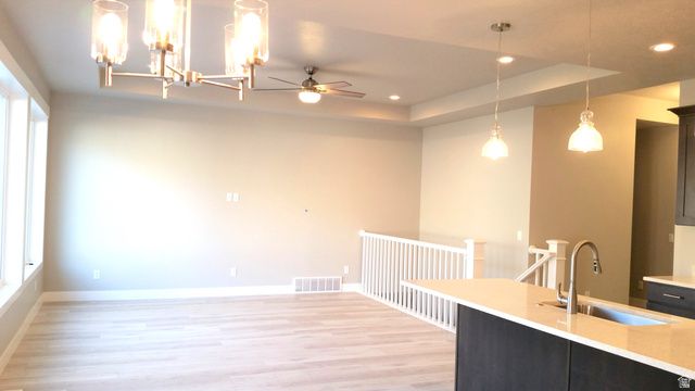 1884 W 950 N, Farmington, UT 84025