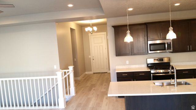 1884 W 950 N, Farmington, UT 84025