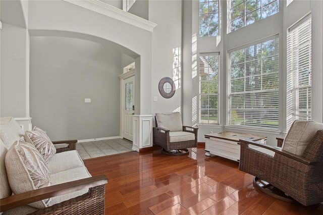 19 E Sundance Circle, The Woodlands, TX 77382