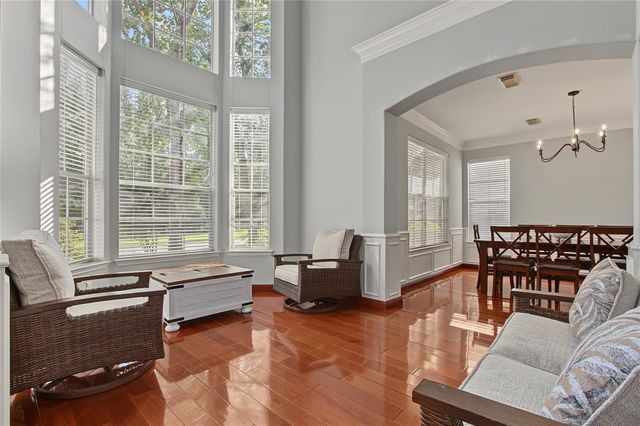 19 E Sundance Circle, The Woodlands, TX 77382
