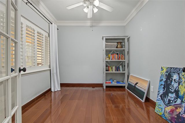 19 E Sundance Circle, The Woodlands, TX 77382