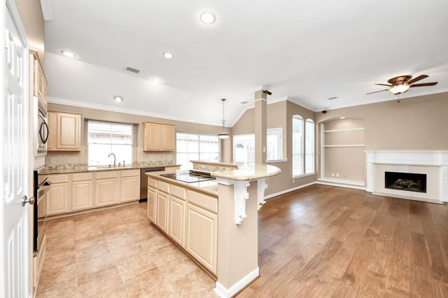 731 Avery Drive, Sugar Land, TX 77479