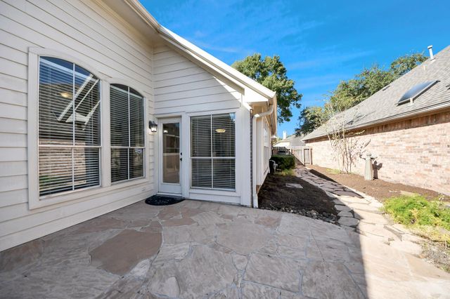 731 Avery Drive, Sugar Land, TX 77479