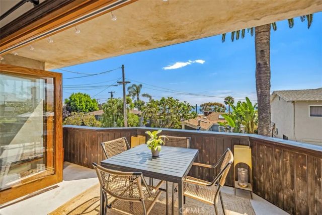 31888 Hillside, Laguna Beach, CA 92651