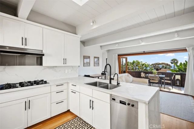 31888 Hillside, Laguna Beach, CA 92651