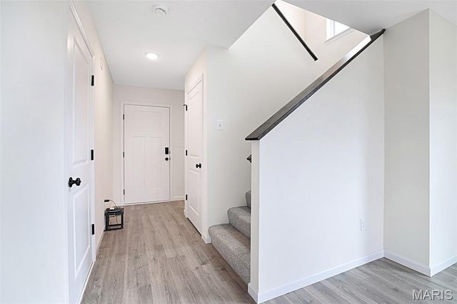 1073 Black Bear Drive, House Springs, MO 63051