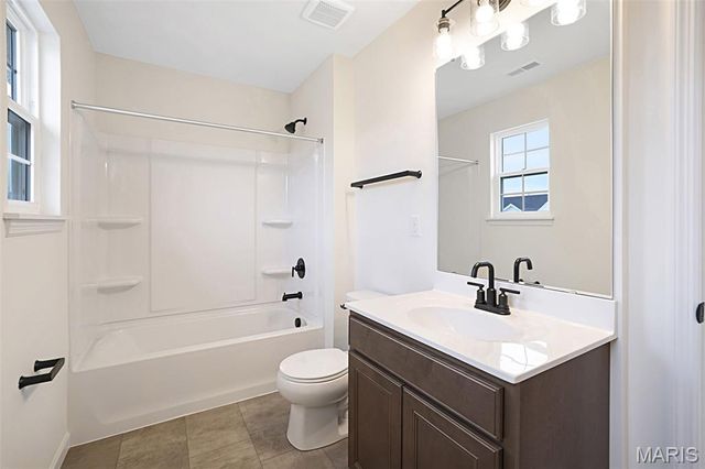 1073 Black Bear Drive, House Springs, MO 63051