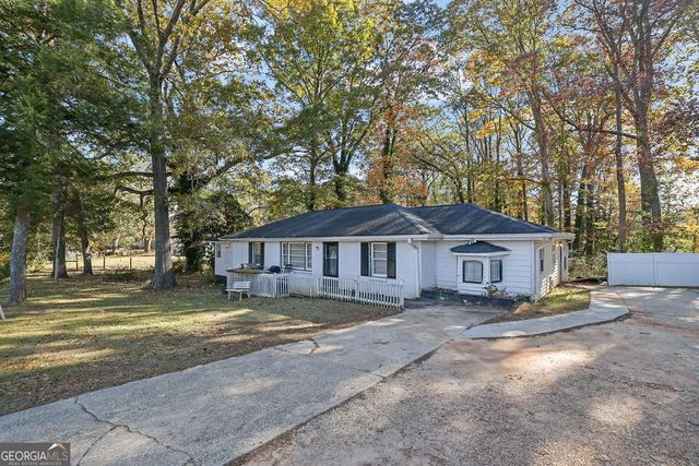804 ROWLAND Road, Stone Mountain, GA 30083