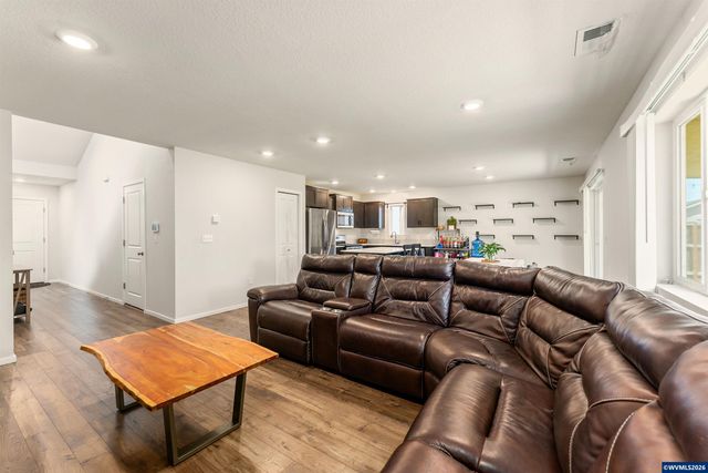 4734 Ranger Av NE, Salem, OR 97305