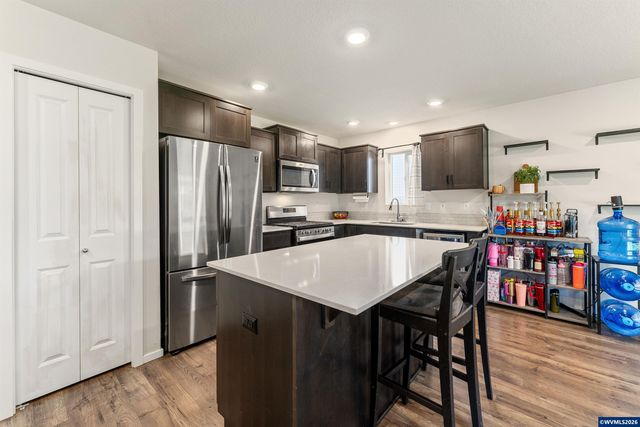 4734 Ranger Av NE, Salem, OR 97305