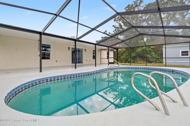 1371 Biarritz Street NW, Palm Bay, FL 32907