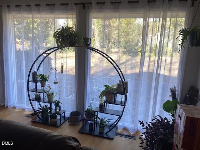 314 Willowood Drive, Henderson, NC 27536