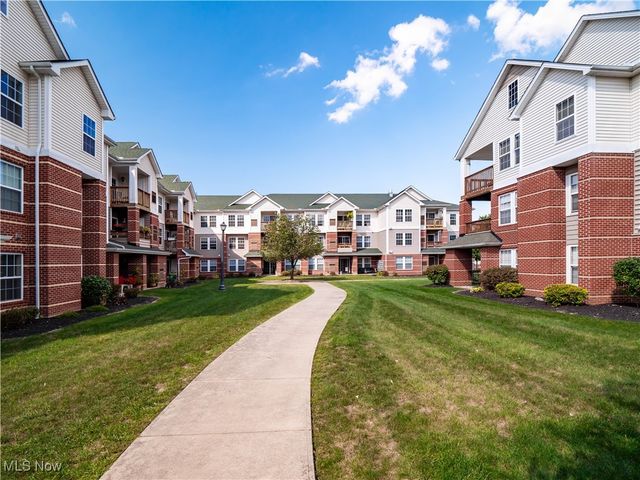 23002 Chandlers Lane 342, Olmsted Falls, OH 44138